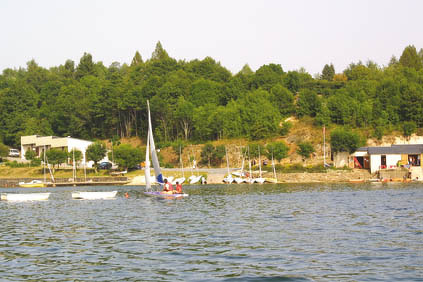 LES RIVES DU LAC DU LAOUZAS
